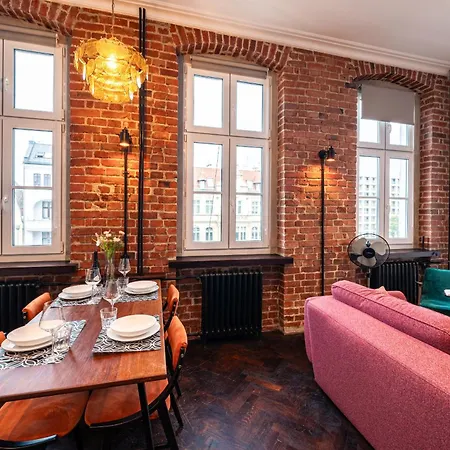 Apartment Dubois - 62m2, Workspace, Ac - By Rentujemy Wroclaw