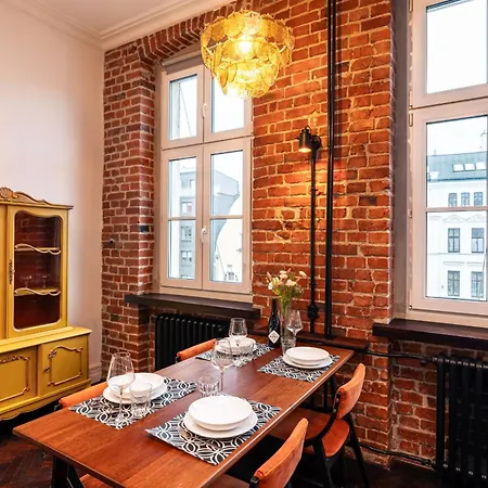 דירה Dubois - 62m2, Workspace, Ac - By Rentujemy